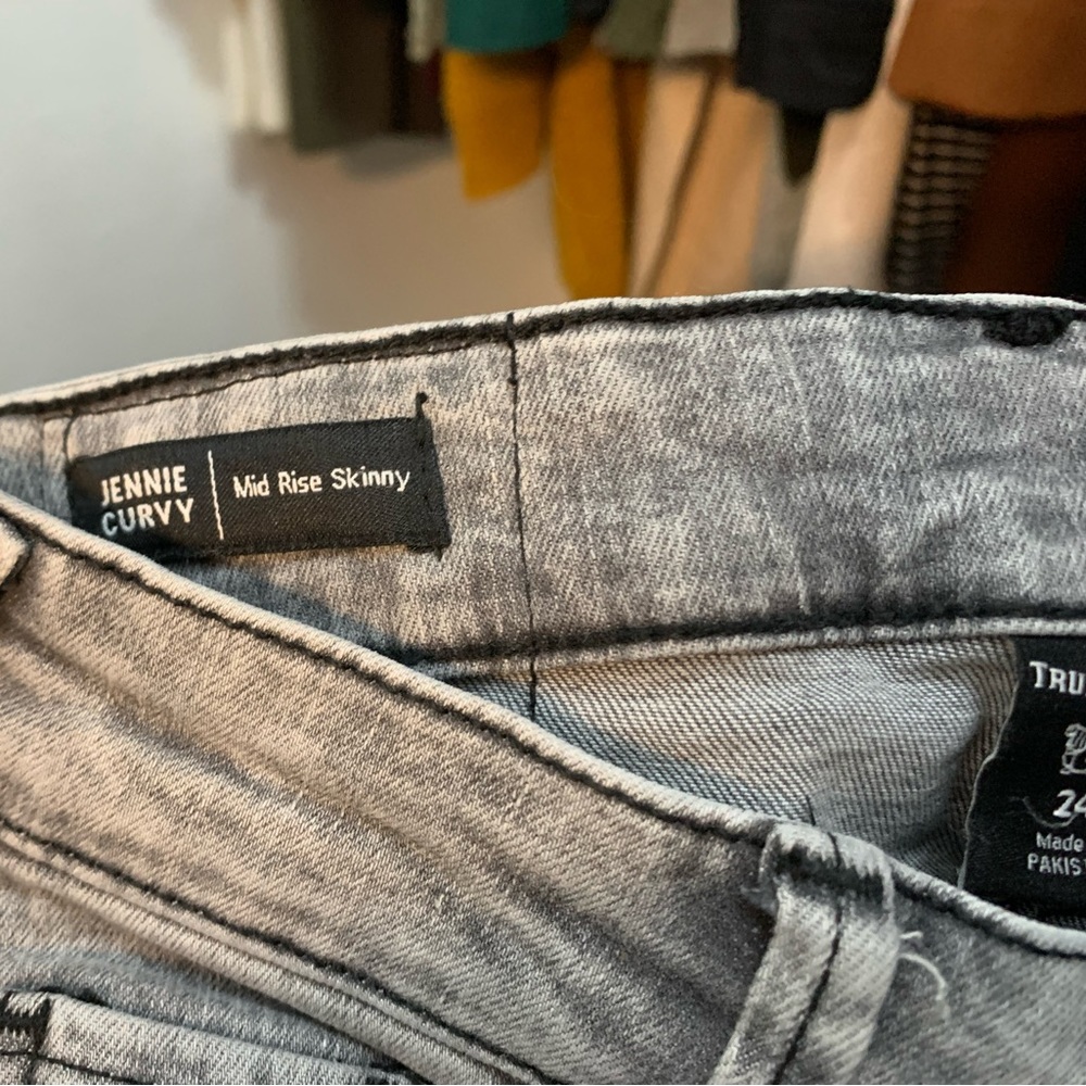 True Religion mid rise skinny jeans light wash gray